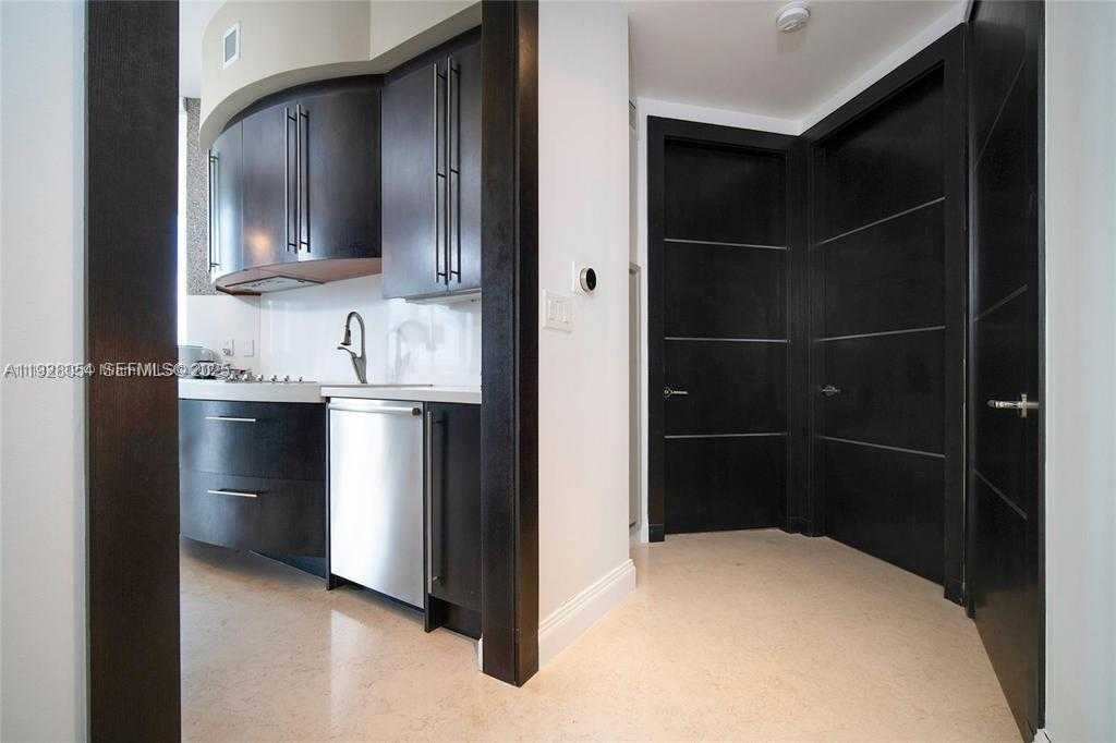 Small Image of 18101 COLLINS AVE #1101, Sunny Isles Beach Number 12