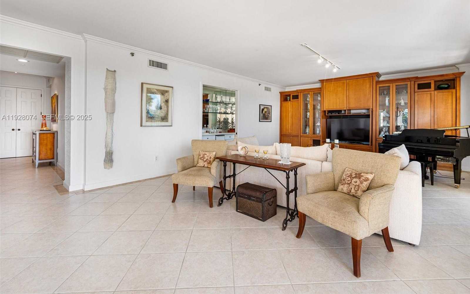 Imagen de Pequeño Objeto