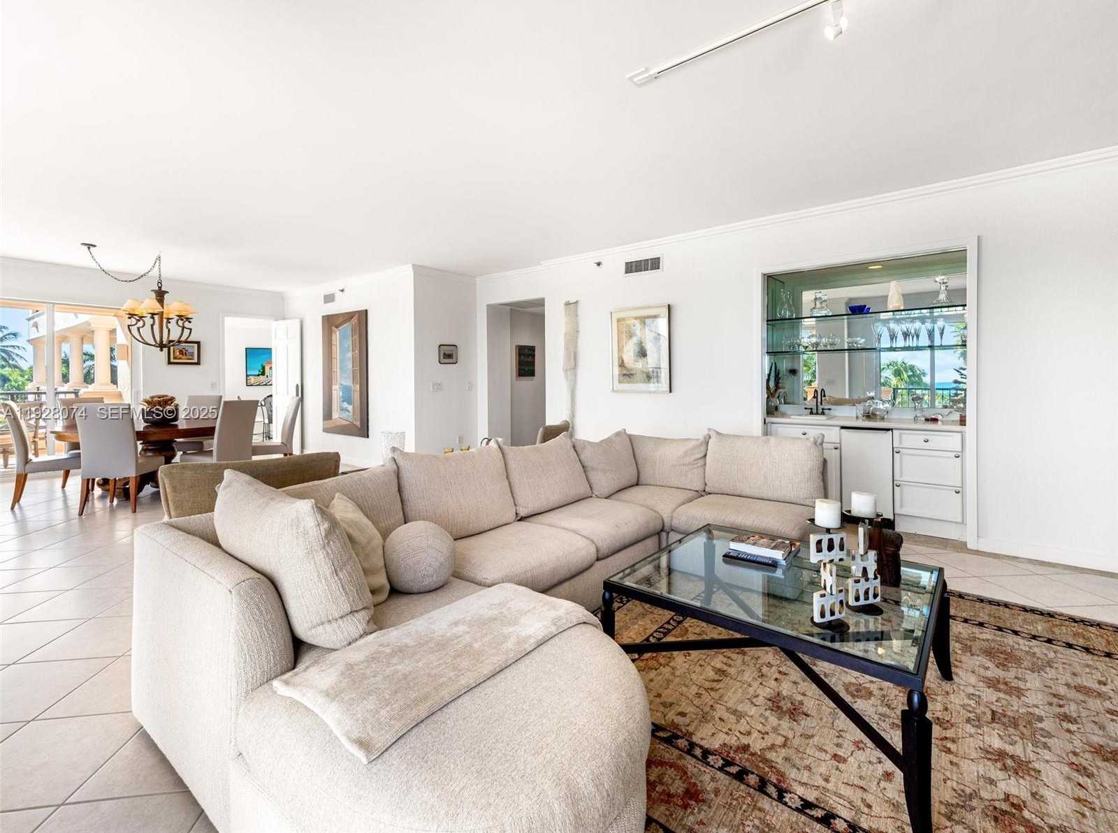 Imagen de Pequeño Objeto