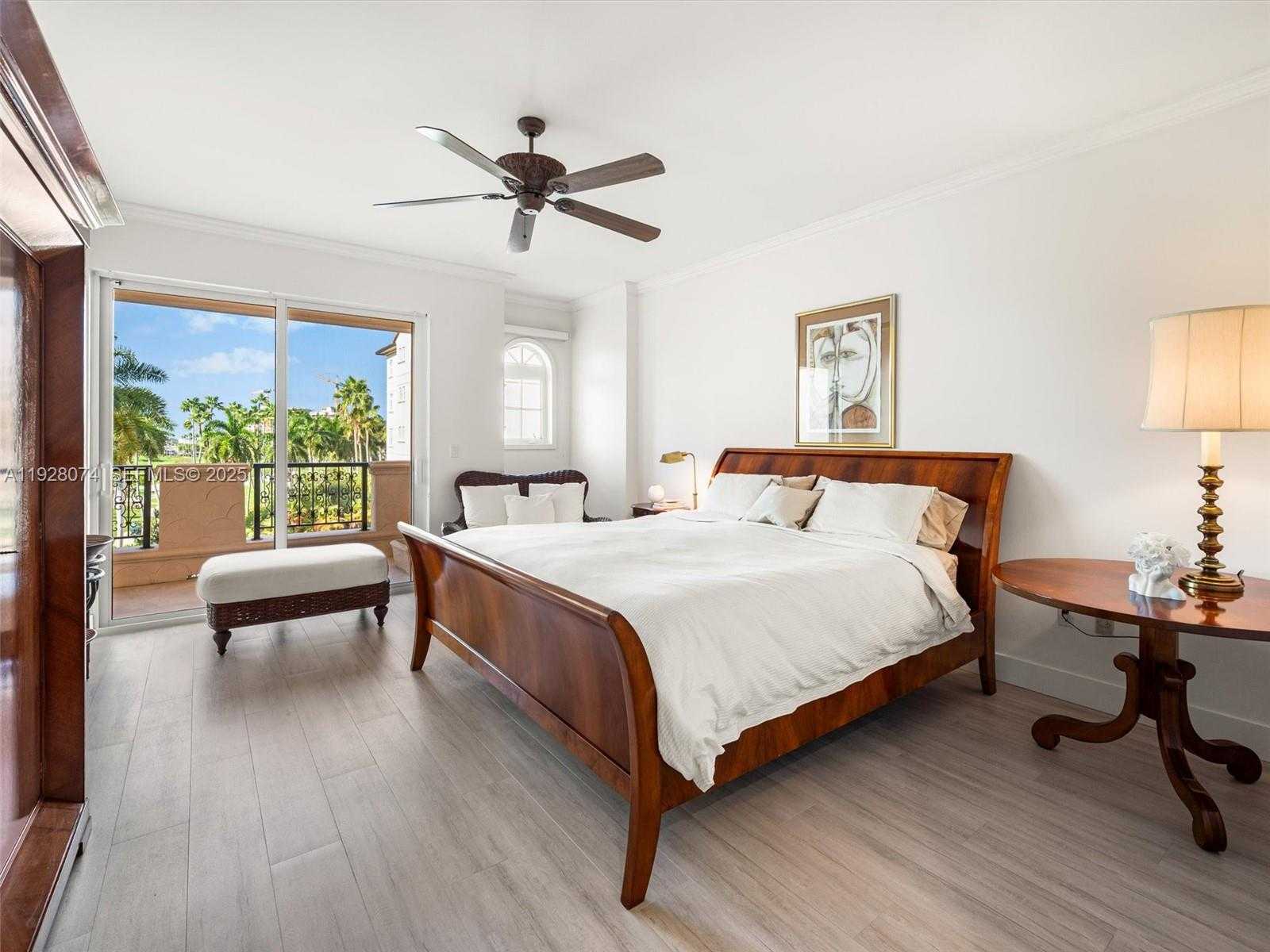 Imagen de Pequeño Objeto