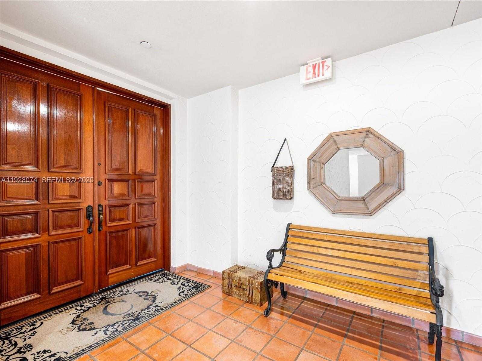 Imagen de Pequeño Objeto