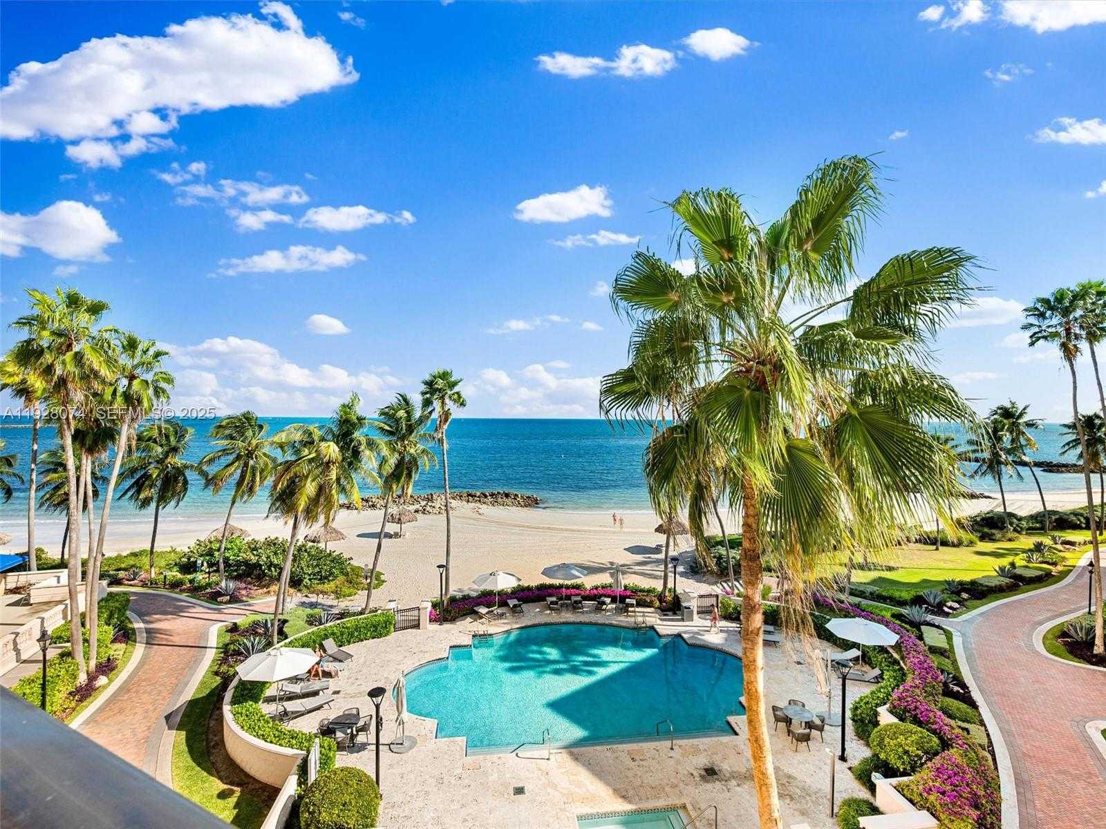 Imagen de Pequeño Objeto