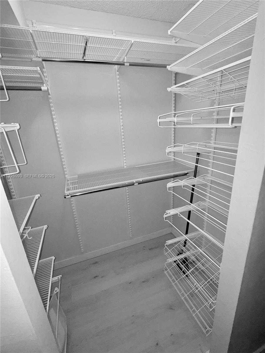 Small Image of 600 NORTH EAST 36TH ST #720, Miami Number 9