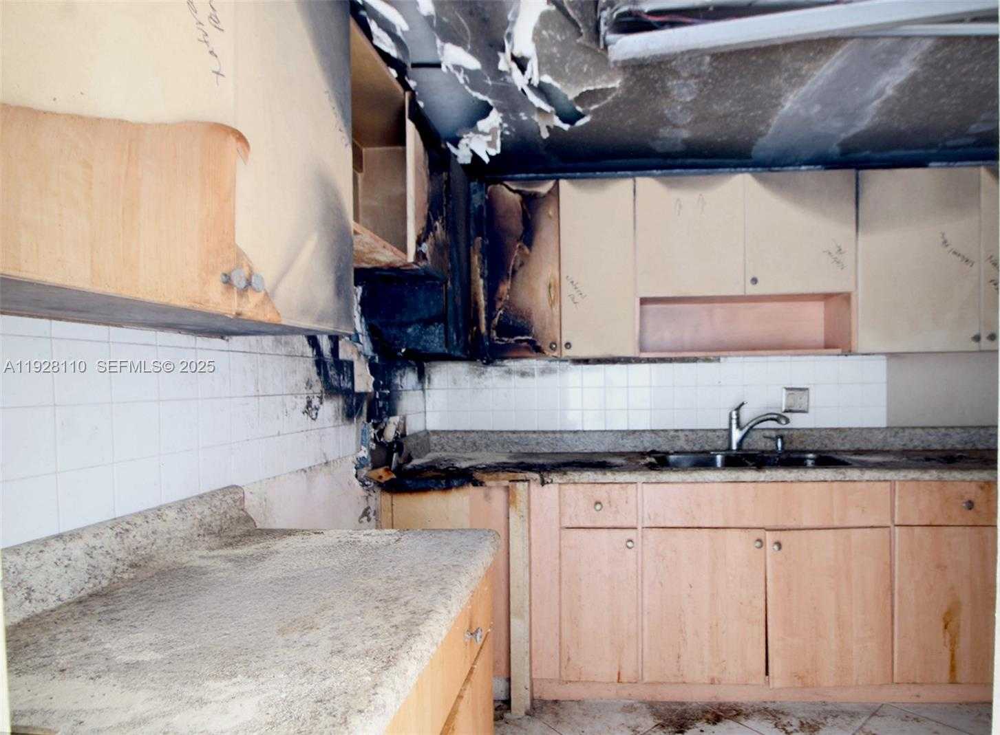 Small Image of 1825 WEST 44TH PL #1111, Hialeah Number 17