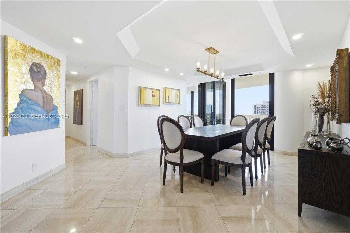 Small Image of 3000 ISLAND BLVD #2802, Aventura Number 18