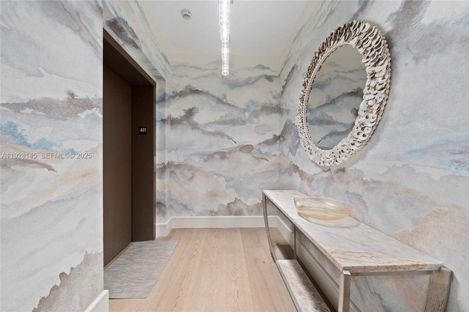 Small Image of 3581 EAST GLENCOE ST #403, Miami Number 12