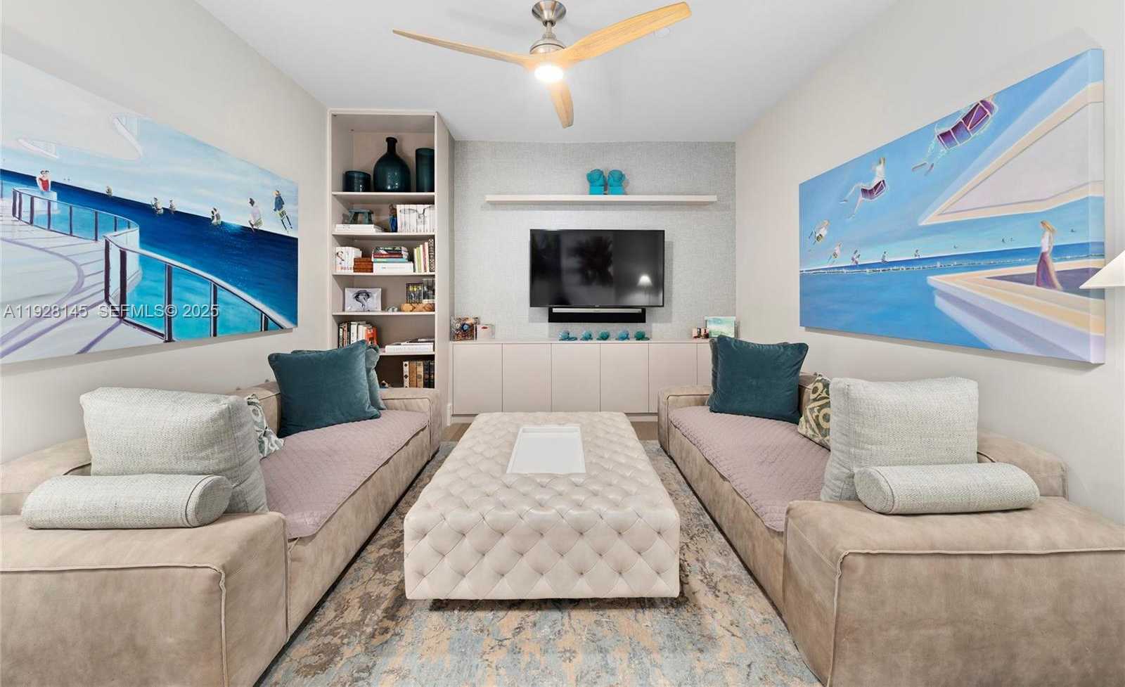 Small Image of 3581 EAST GLENCOE ST #403, Miami Number 14