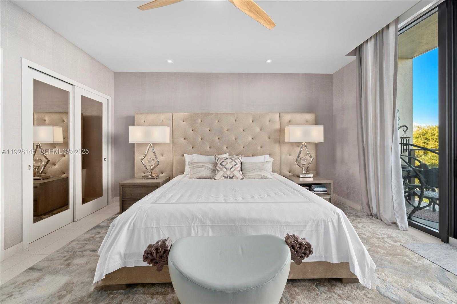 Small Image of 3581 EAST GLENCOE ST #403, Miami Number 17