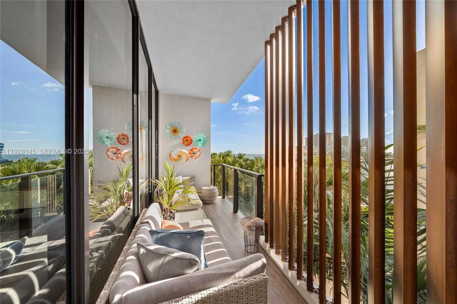 Small Image of 3581 EAST GLENCOE ST #403, Miami Number 29