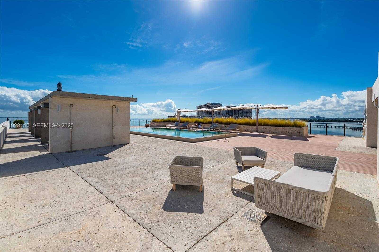 Small Image of 3581 EAST GLENCOE ST #403, Miami Number 37