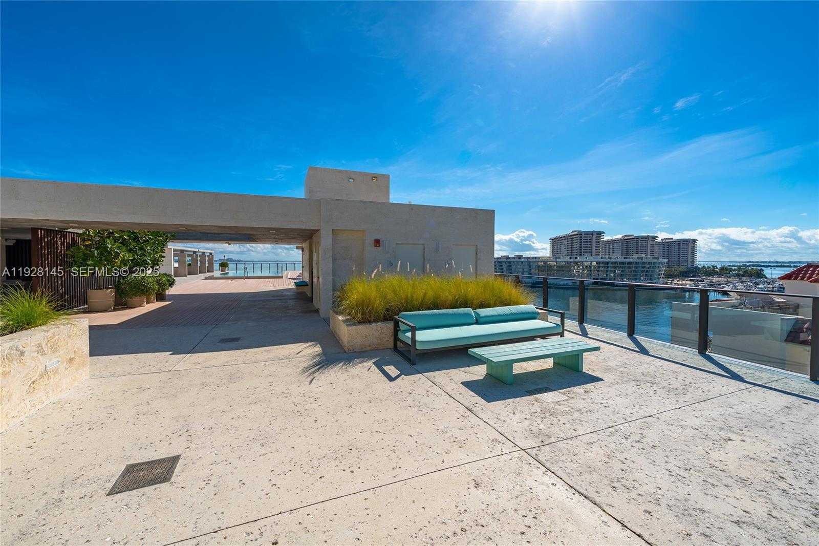 Small Image of 3581 EAST GLENCOE ST #403, Miami Number 39