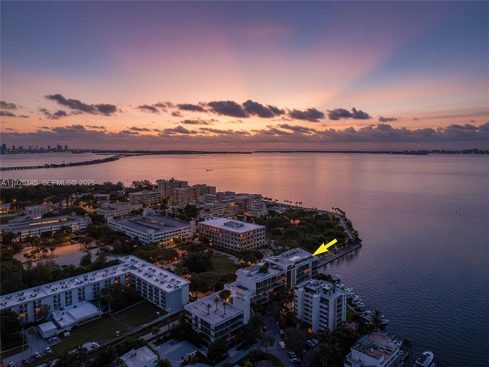 Small Image of 3581 EAST GLENCOE ST #403, Miami Number 46