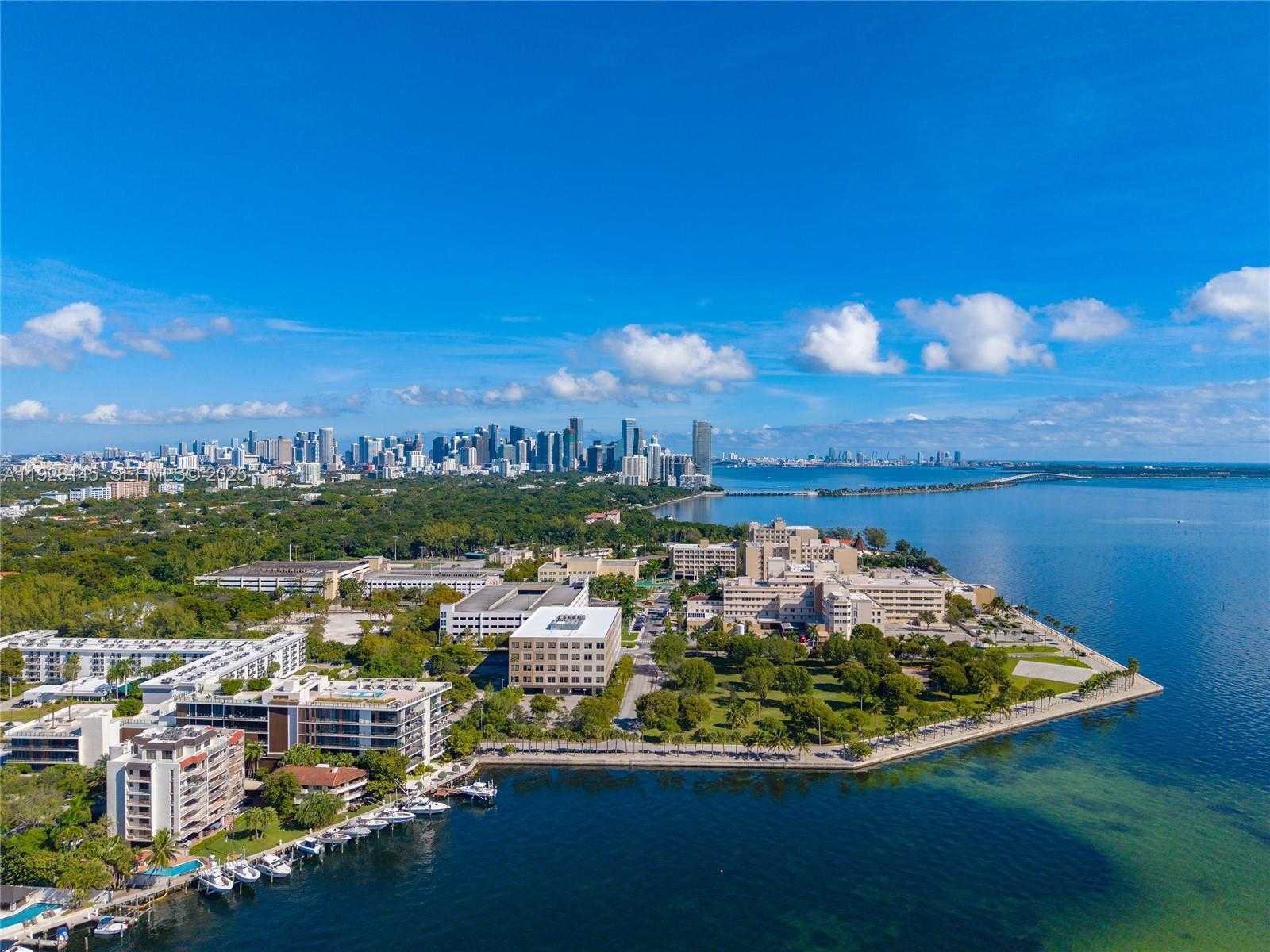 Small Image of 3581 EAST GLENCOE ST #403, Miami Number 51