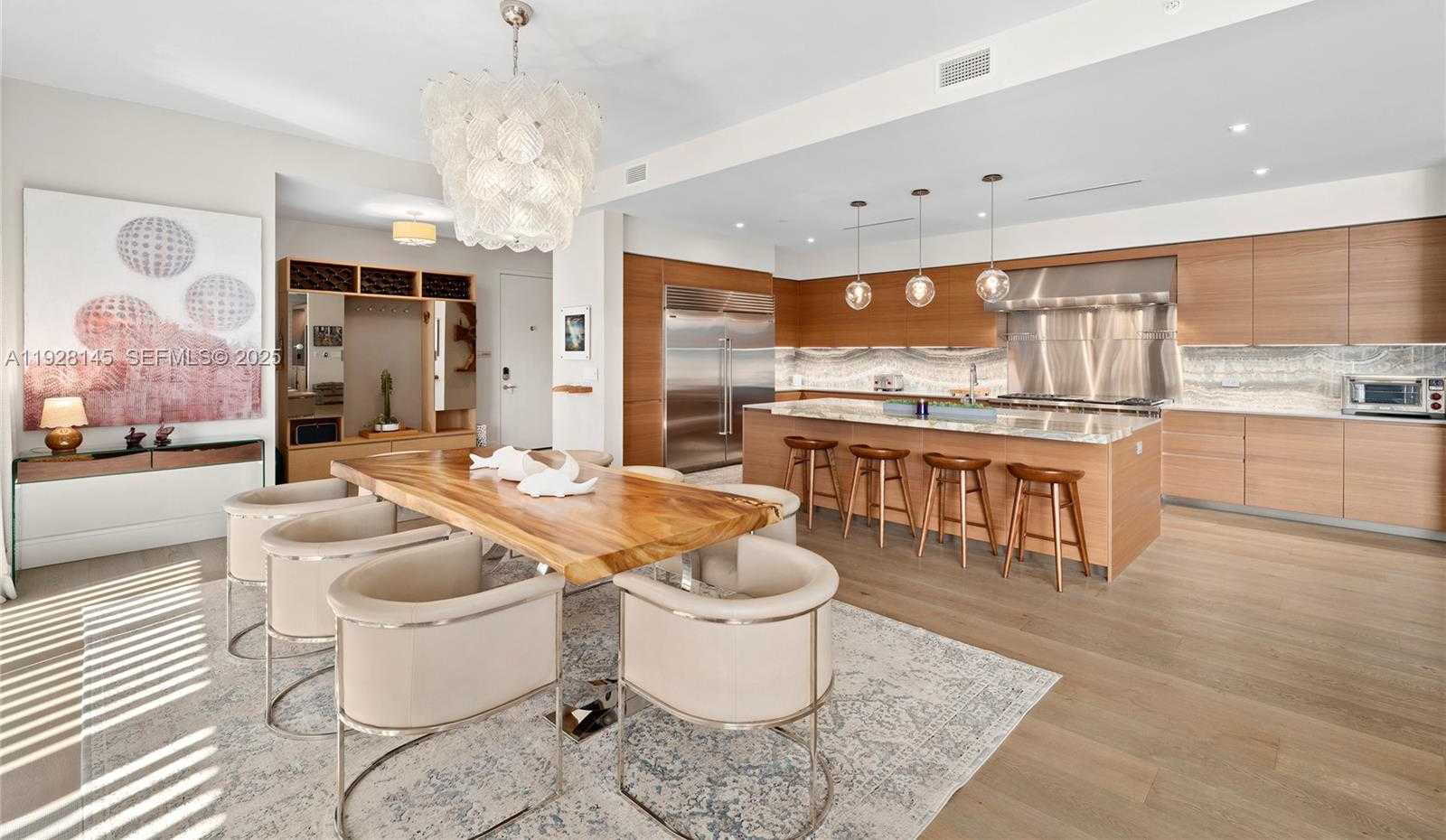 Small Image of 3581 EAST GLENCOE ST #403, Miami Number 6