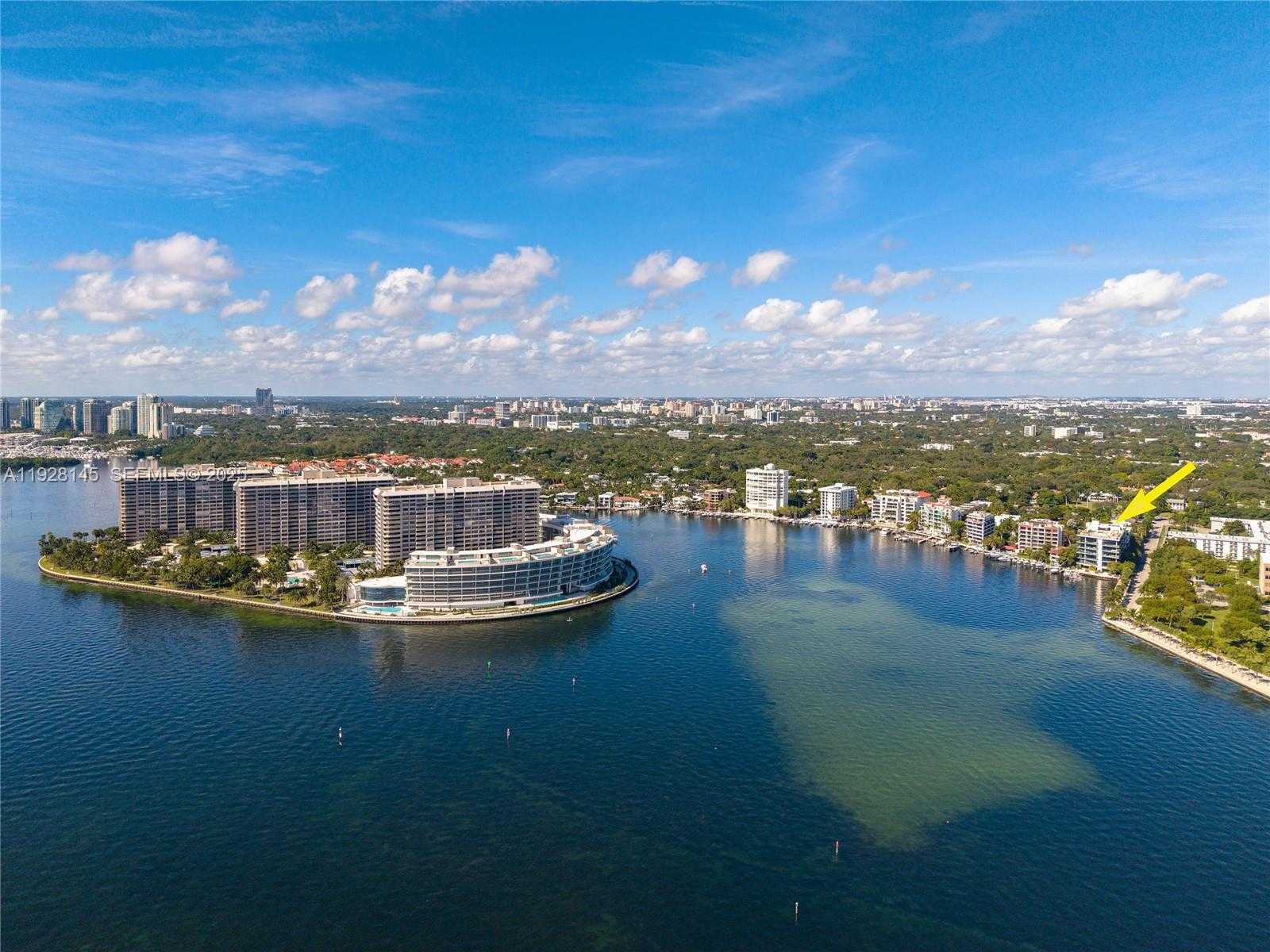 Small Image of 3581 EAST GLENCOE ST #403, Miami Number 64