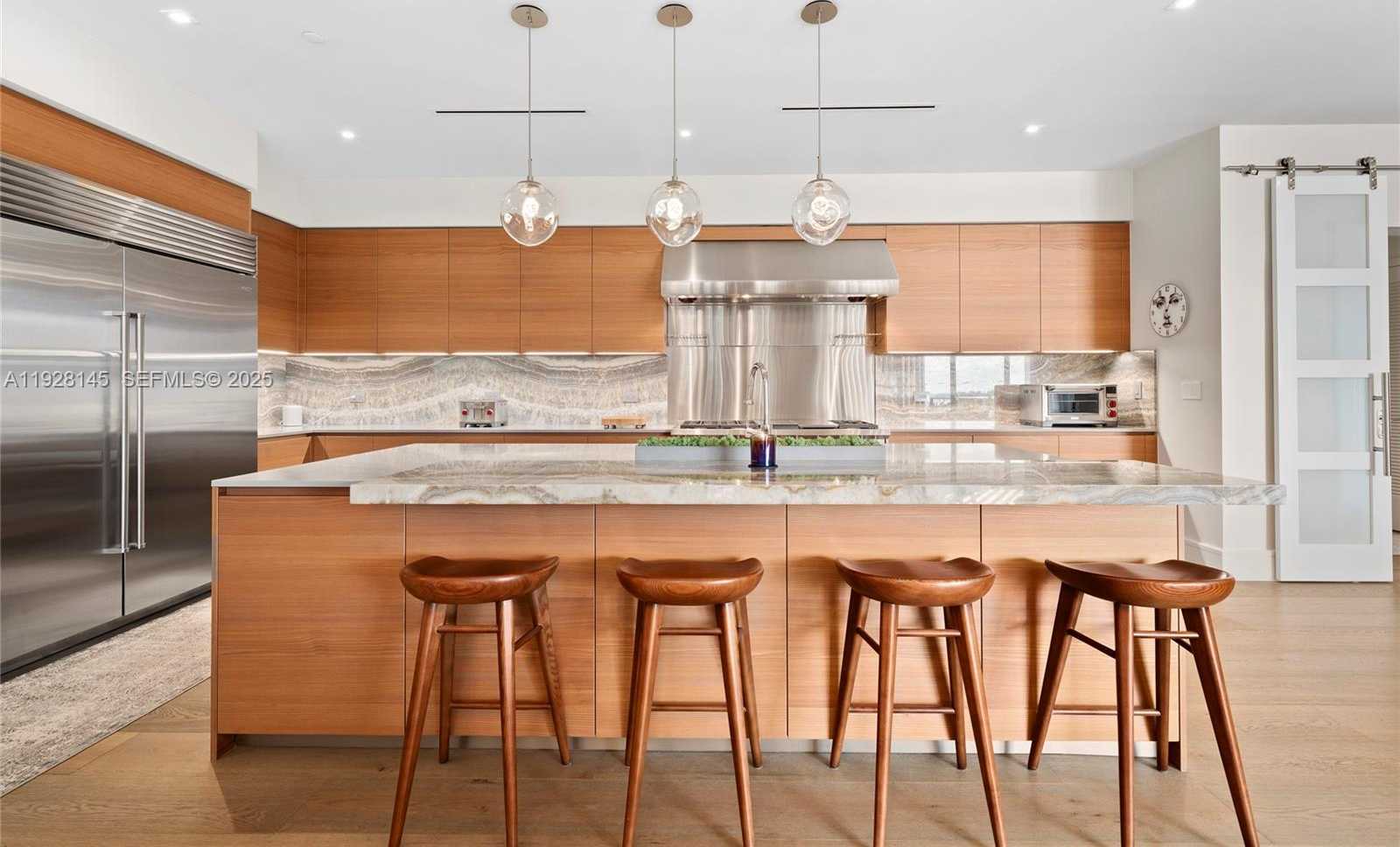 Small Image of 3581 EAST GLENCOE ST #403, Miami Number 8