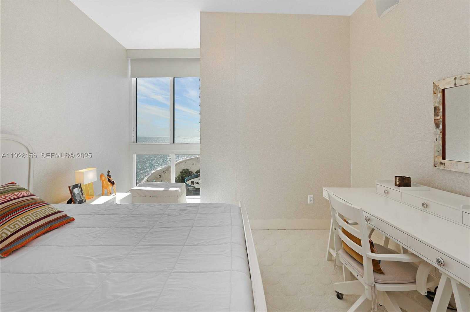 Small Image of 15901 COLLINS AVE #1101, Sunny Isles Beach Number 33
