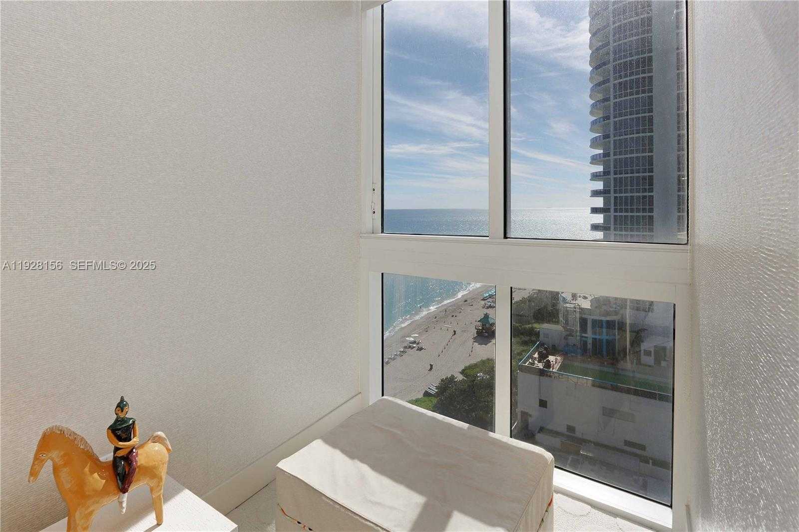 Small Image of 15901 COLLINS AVE #1101, Sunny Isles Beach Number 34