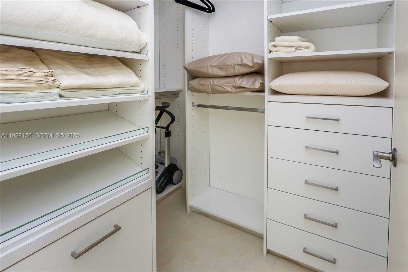 Small Image of 15901 COLLINS AVE #1101, Sunny Isles Beach Number 35