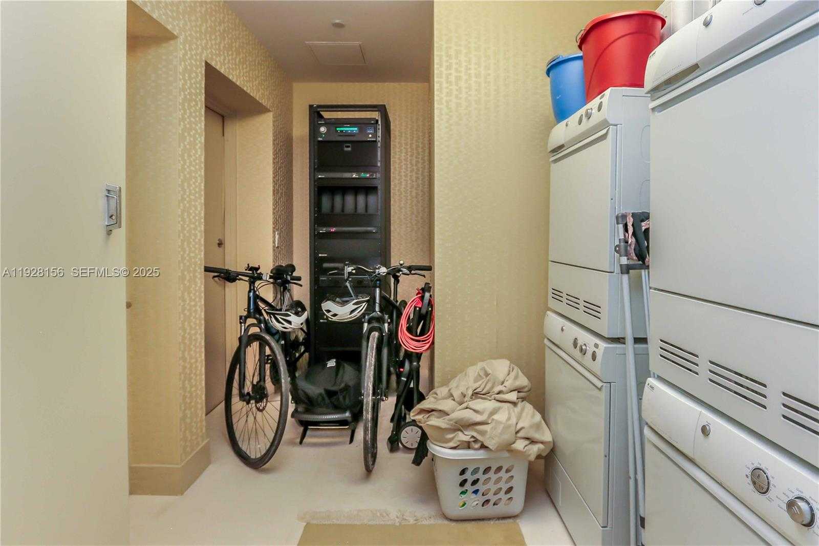 Small Image of 15901 COLLINS AVE #1101, Sunny Isles Beach Number 38