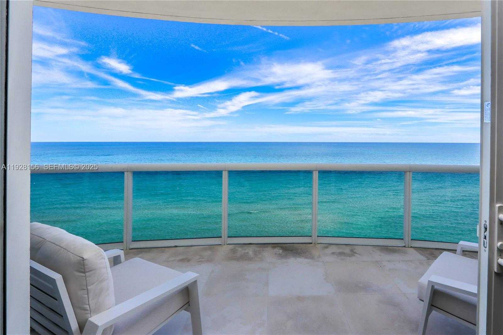 Small Image of 15901 COLLINS AVE #1101, Sunny Isles Beach Number 41