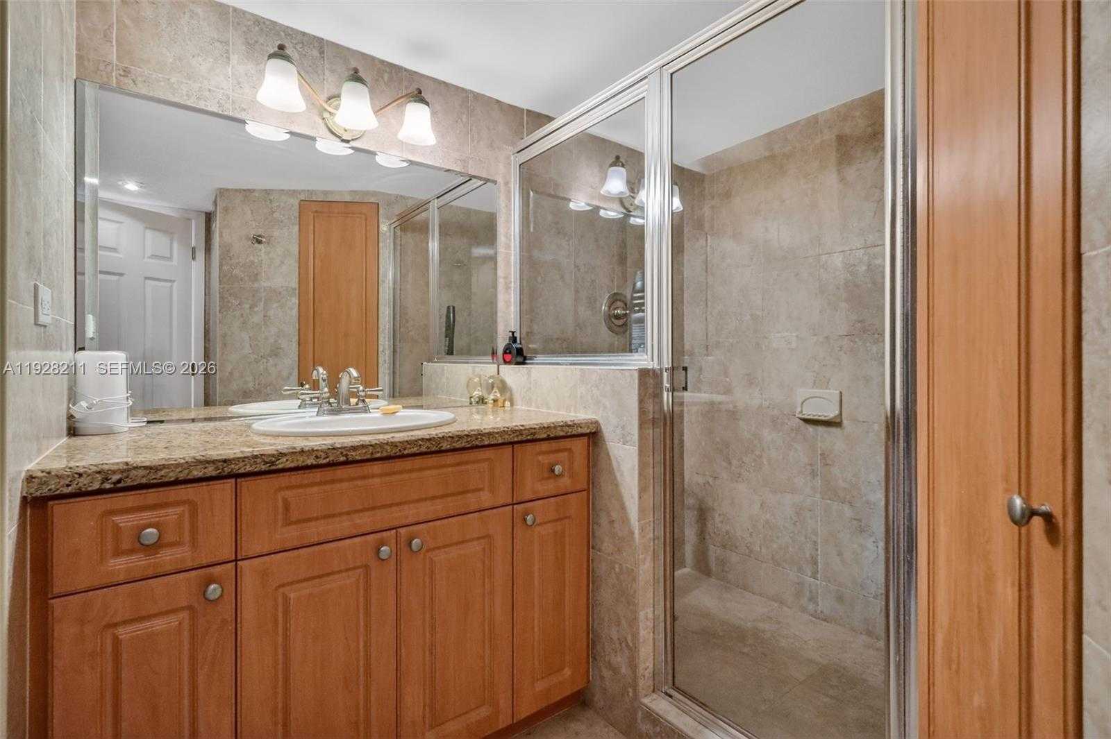 Small Image of 7135 COLLINS AVE #1015, Miami Beach Number 16