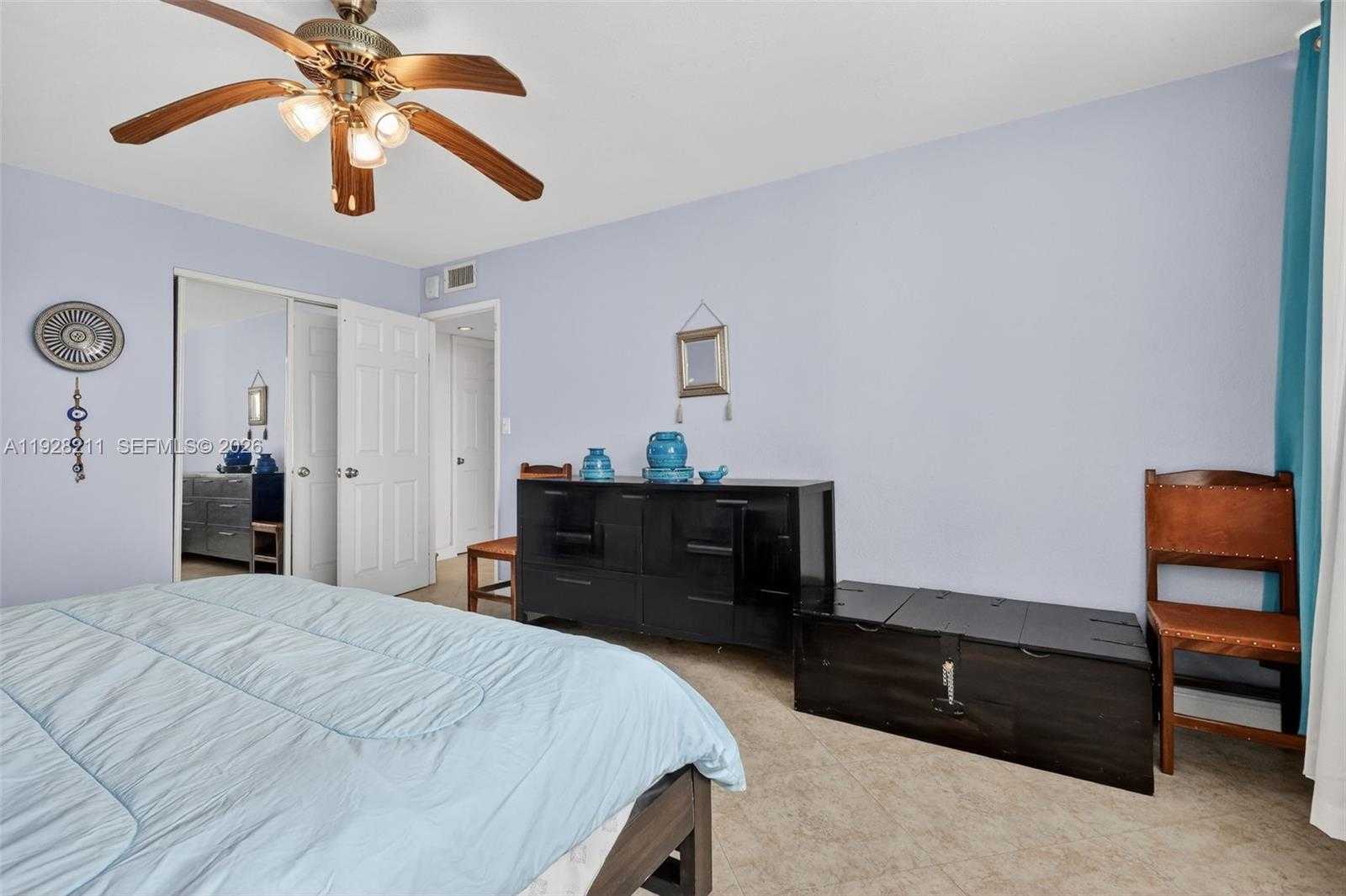 Small Image of 7135 COLLINS AVE #1015, Miami Beach Number 21