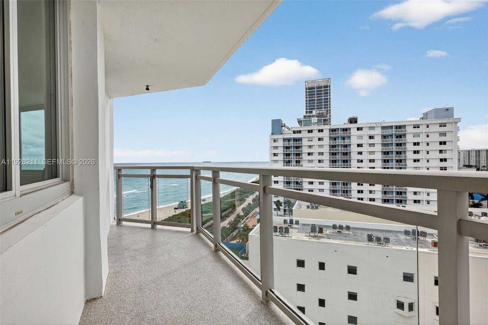 Small Image of 7135 COLLINS AVE #1015, Miami Beach Number 27