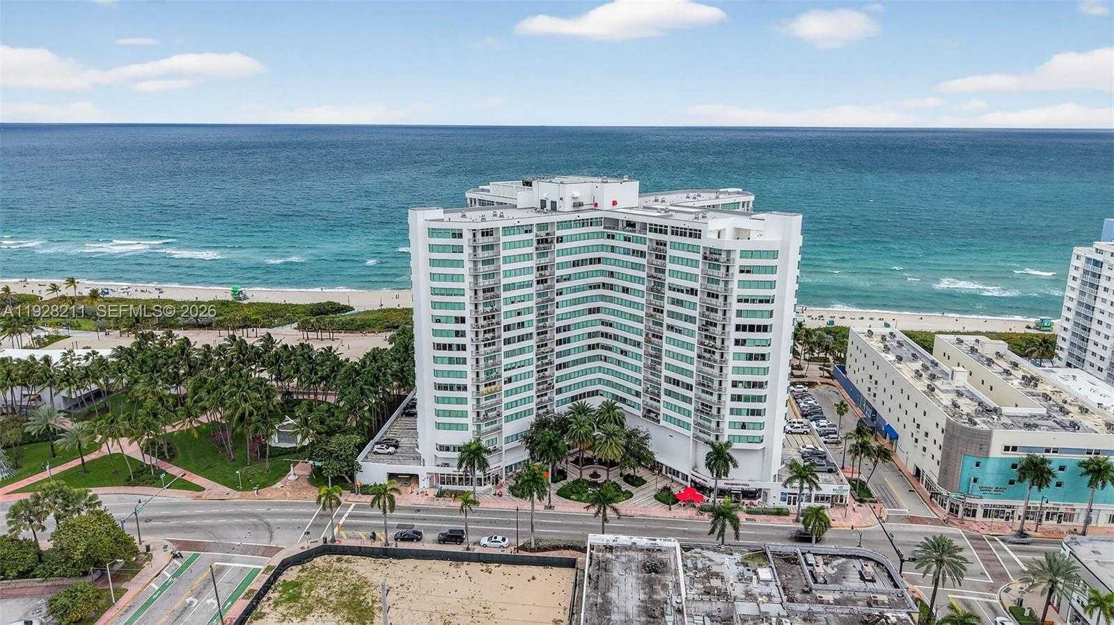 Small Image of 7135 COLLINS AVE #1015, Miami Beach Number 41
