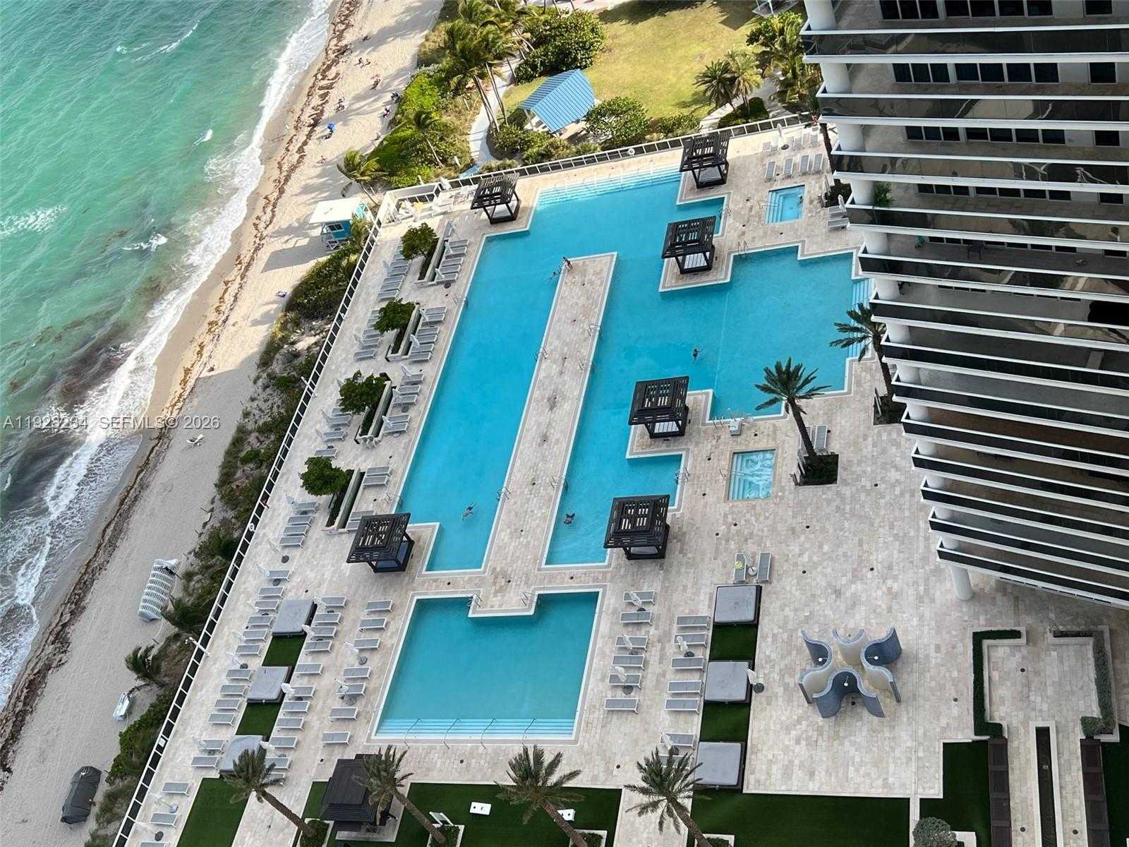 Small Image of 1830 SOUTH OCEAN DR #3006, Hallandale Beach Number 18