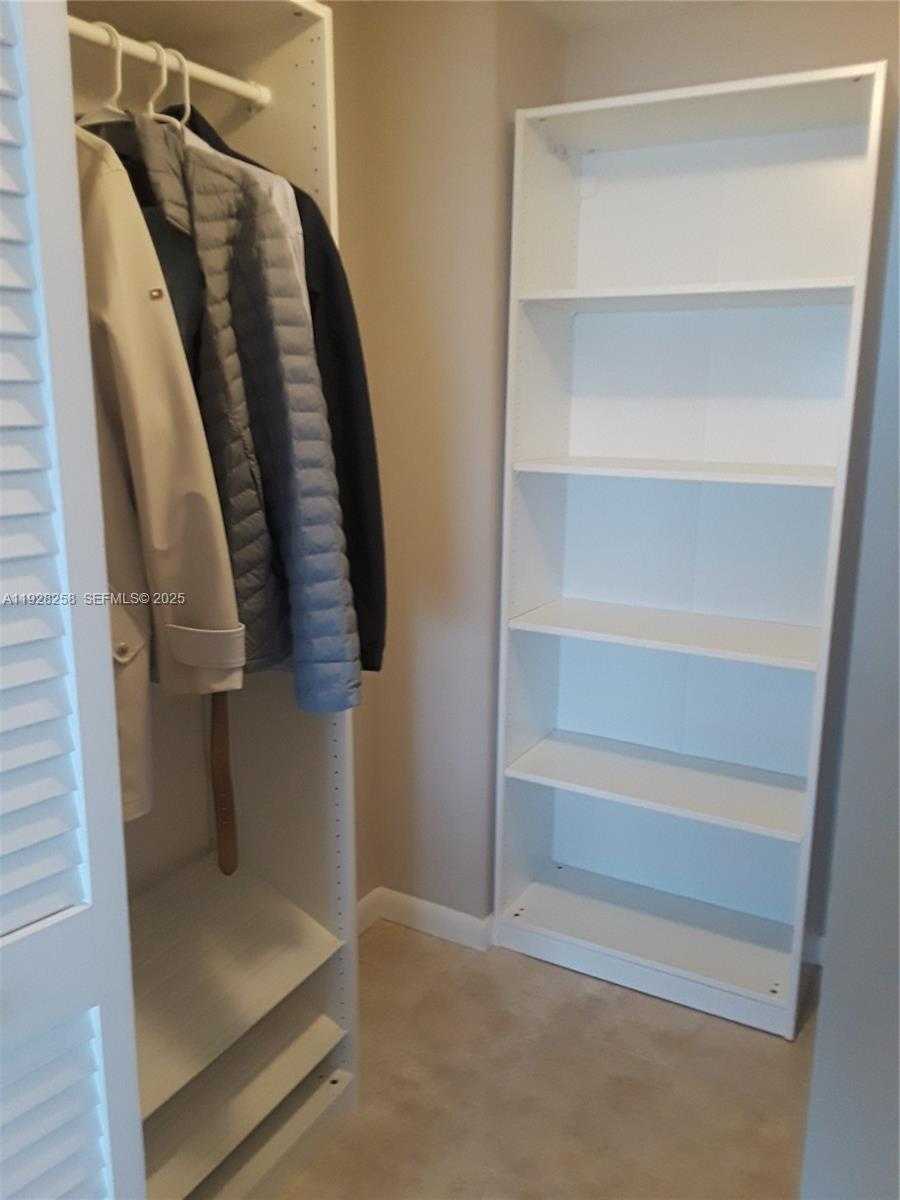 Small Image of 1801 SOUTH OCEAN DR #PH33, Hallandale Beach Number 13