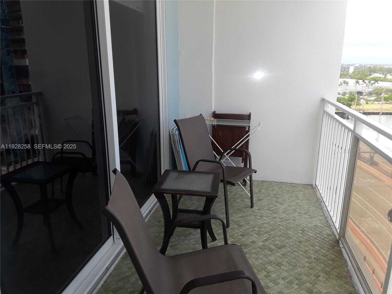 Small Image of 1801 SOUTH OCEAN DR #PH33, Hallandale Beach Number 14