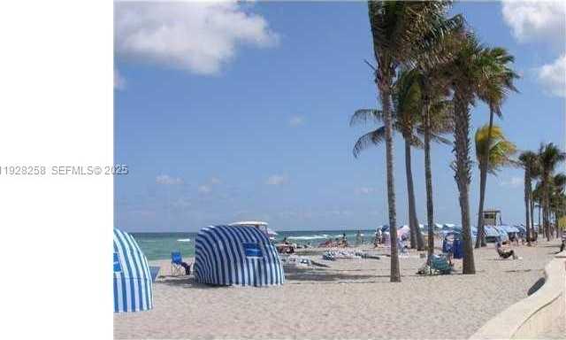 Small Image of 1801 SOUTH OCEAN DR #PH33, Hallandale Beach Number 28