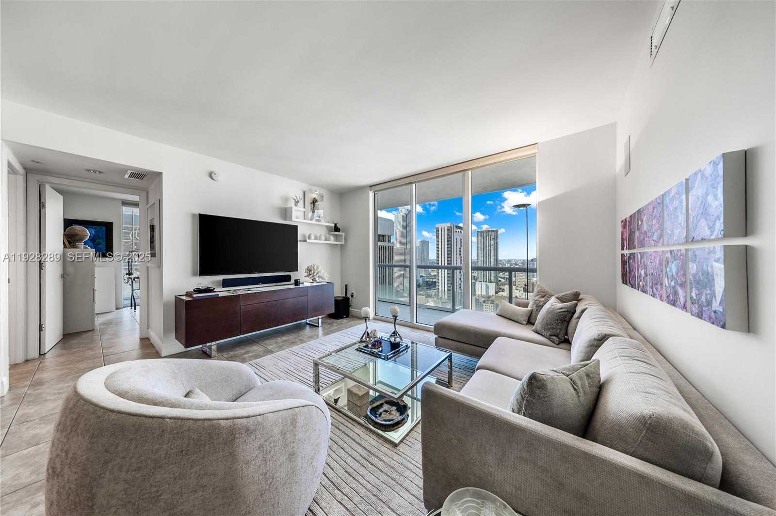 Small Image of 50 BISCAYNE BLVD #3311, Miami Number 1