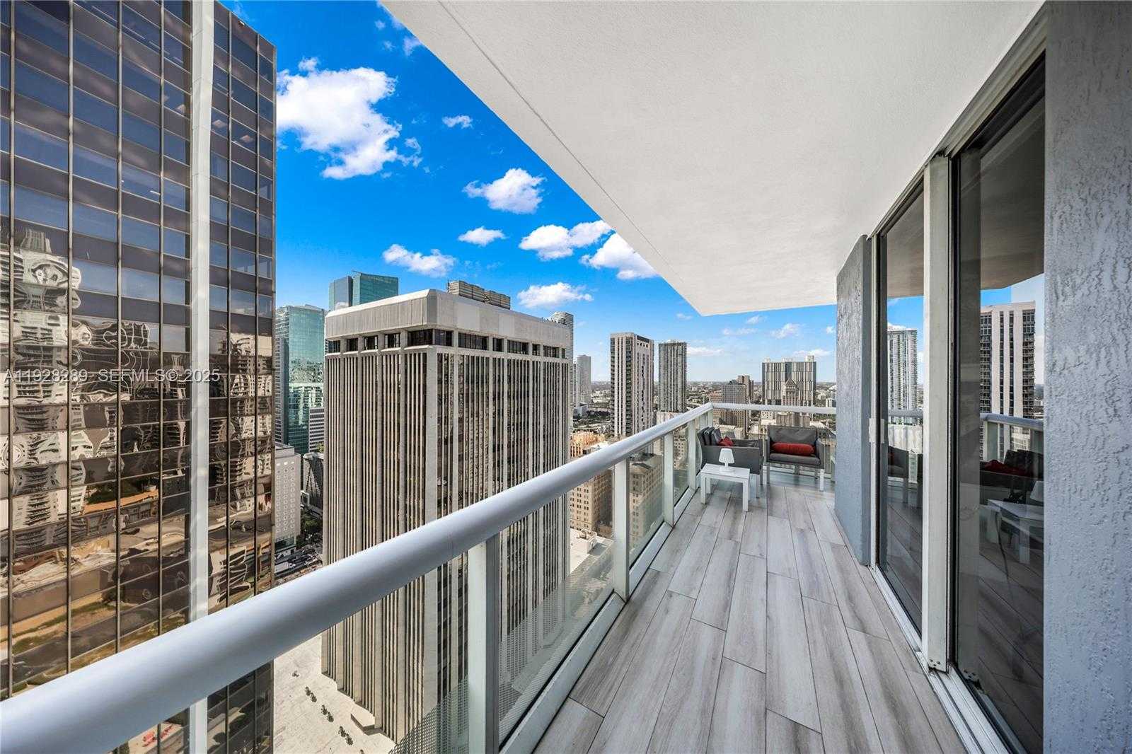 Small Image of 50 BISCAYNE BLVD #3311, Miami Number 24
