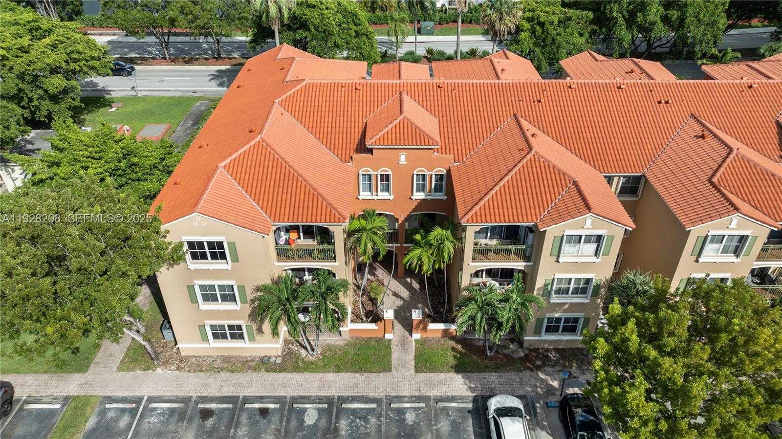 Small Image of 6500 NORTH WEST 114TH AVE #1032, Doral Number 2