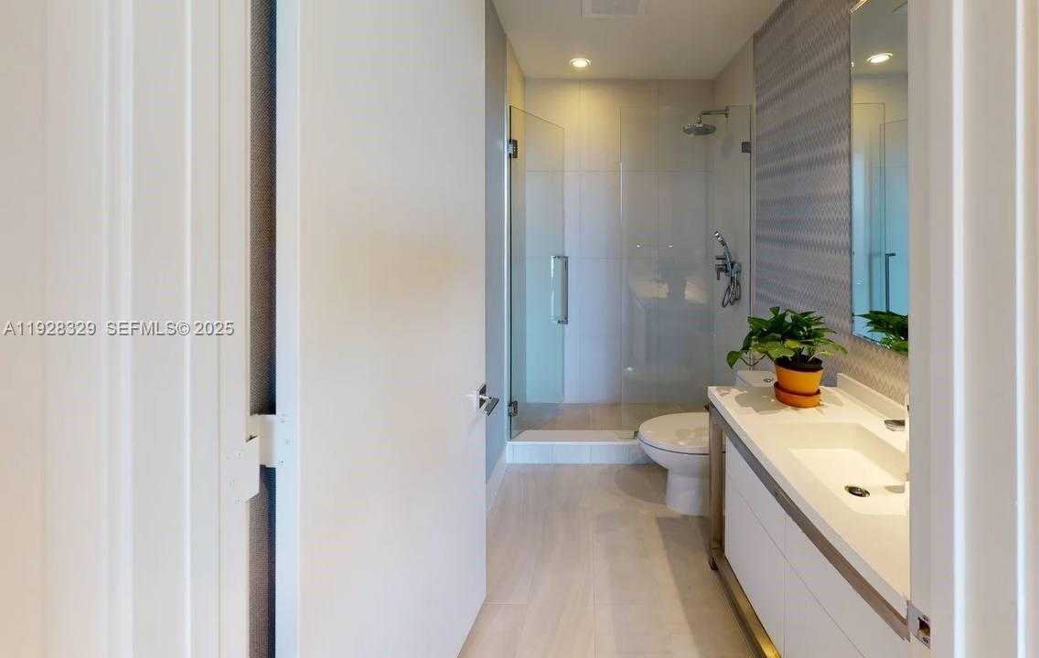 Imagen de Pequeño Objeto