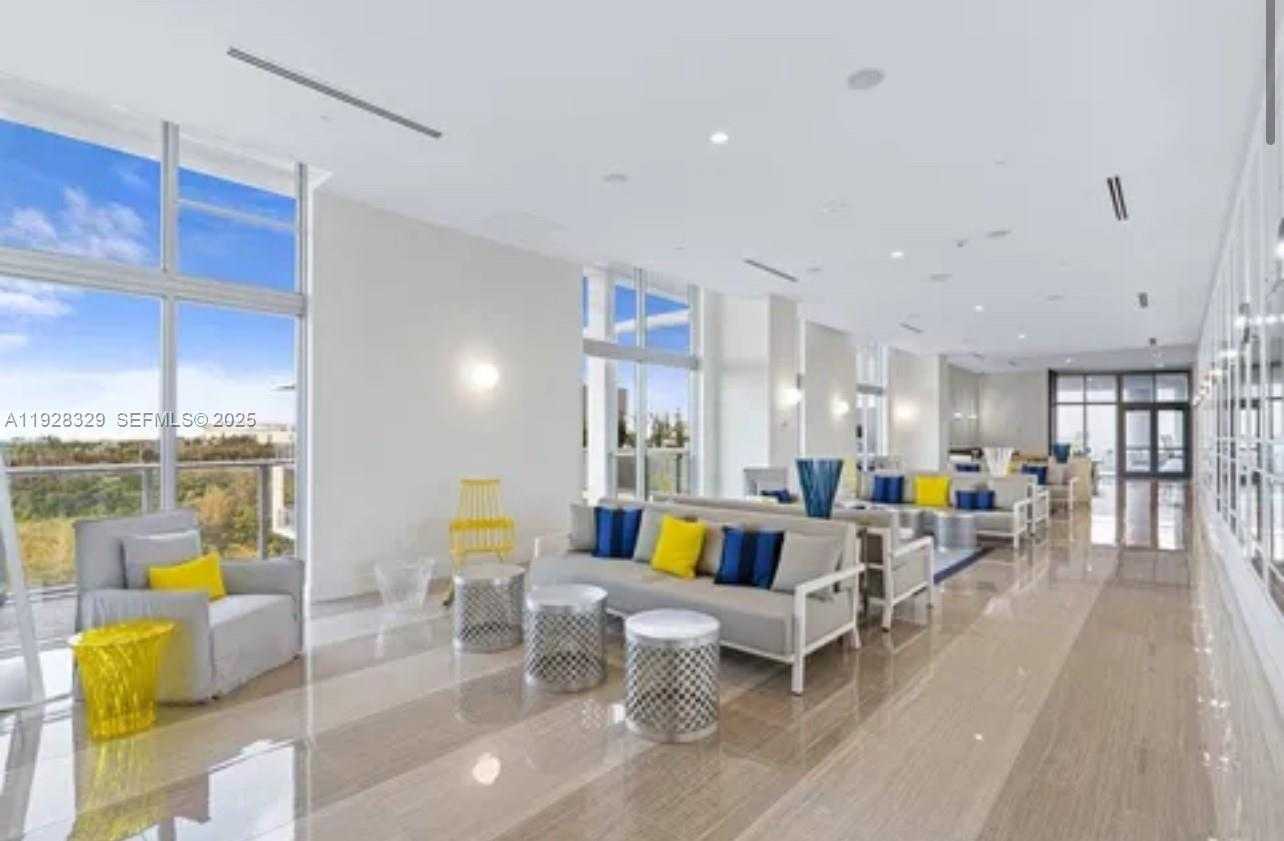 Imagen de Pequeño Objeto