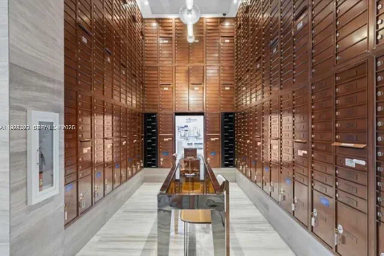 Imagen de Pequeño Objeto