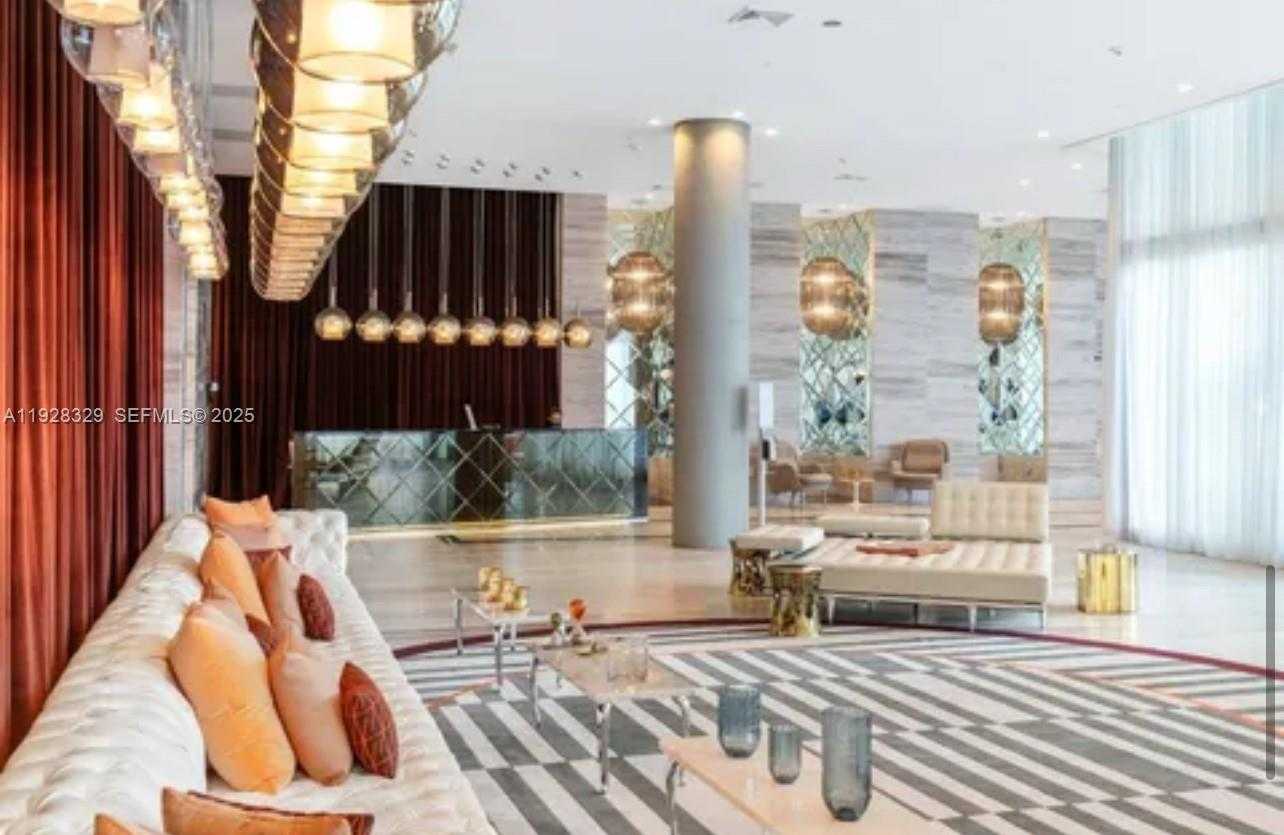 Imagen de Pequeño Objeto