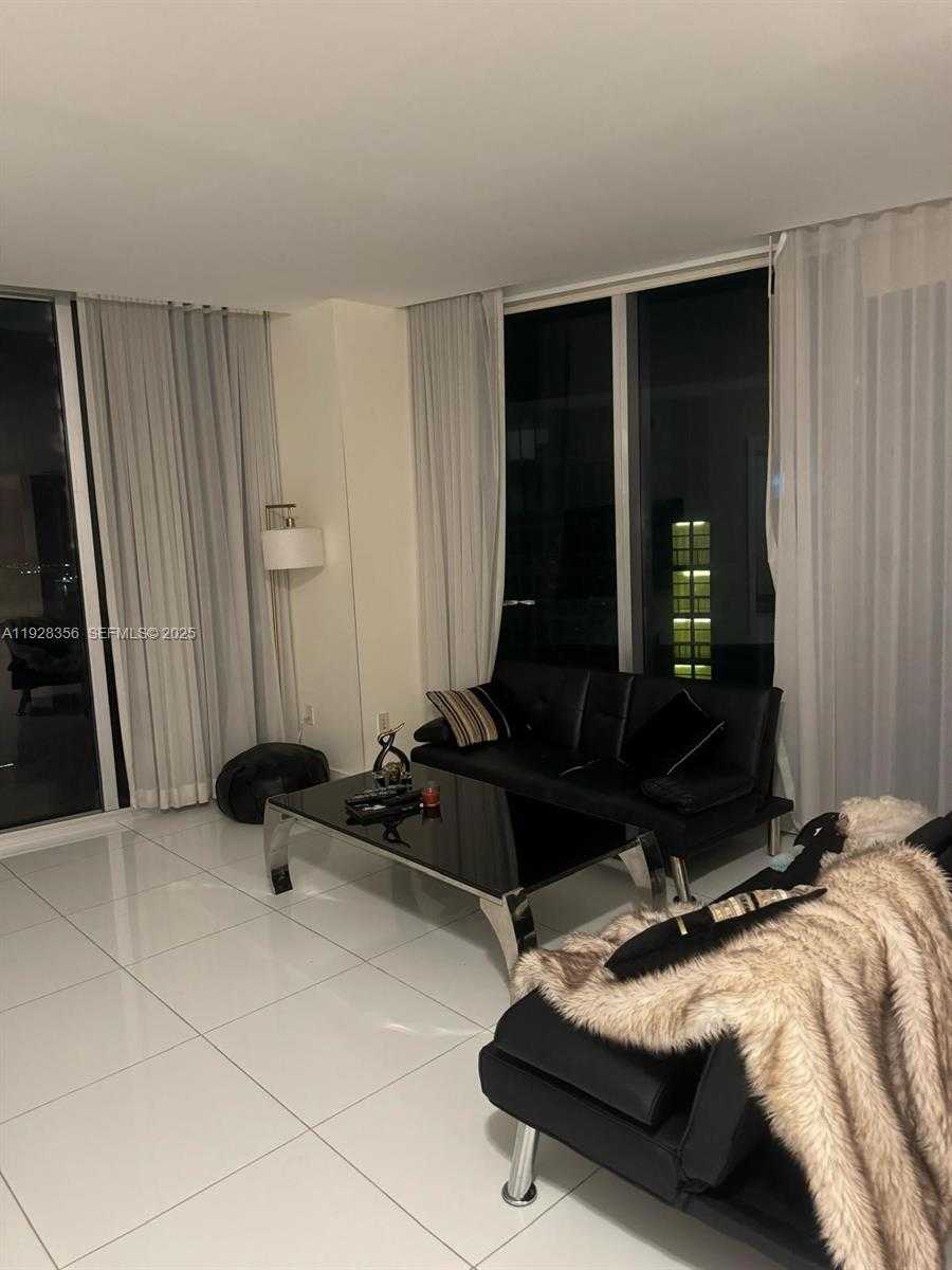 Small Image of 475 BRICKELL AVE #5707, Miami Number 14