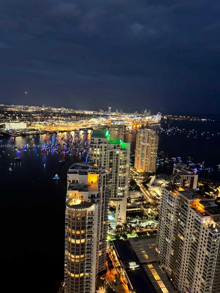 Small Image of 475 BRICKELL AVE #5707, Miami Number 5