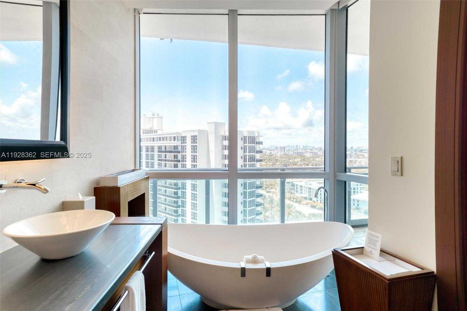Small Image of 10295 COLLINS AVE #1014, Bal Harbour Number 34