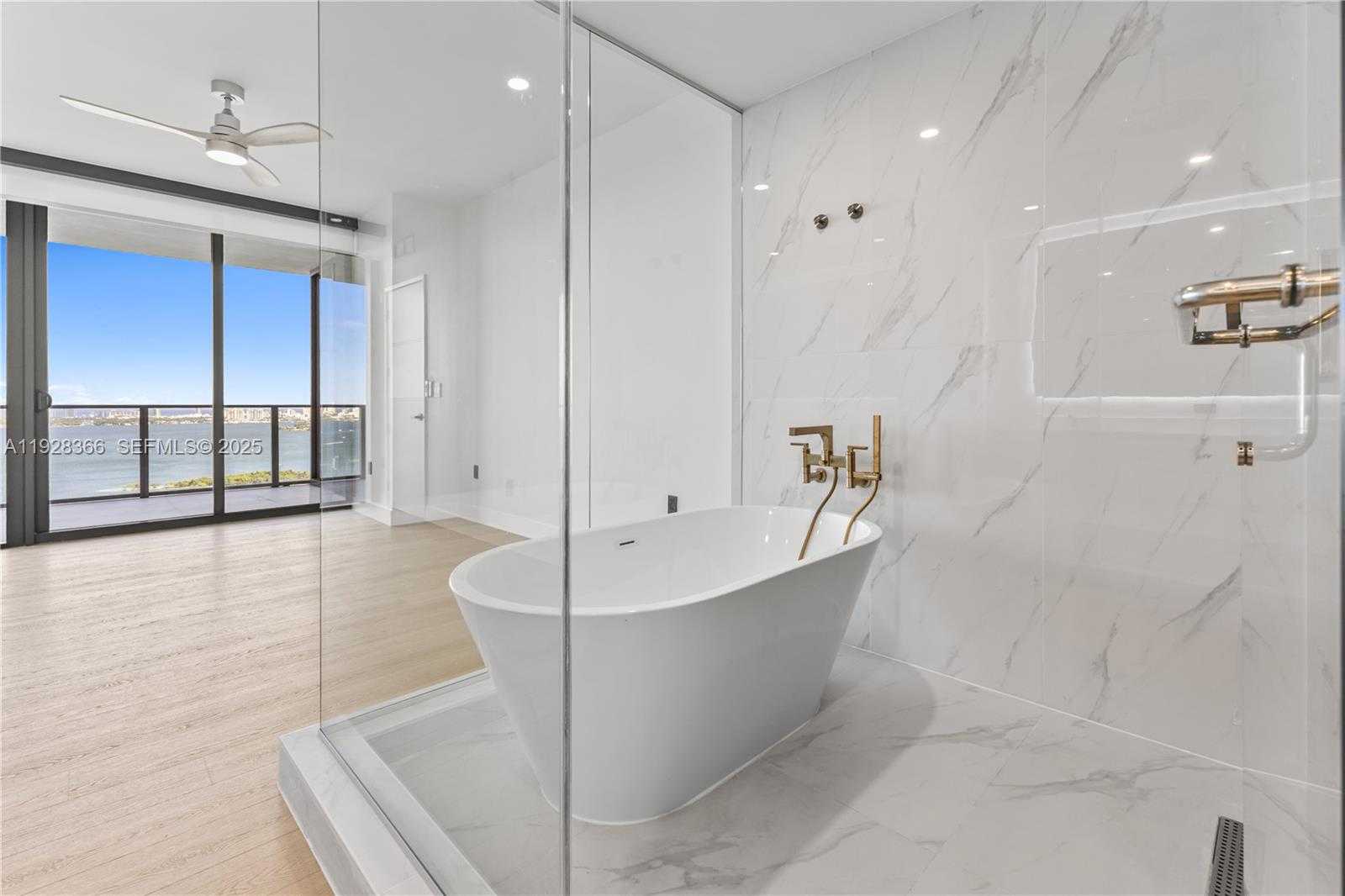 Small Image of 700 NORTH EAST 24 ST #2905, Miami Number 13