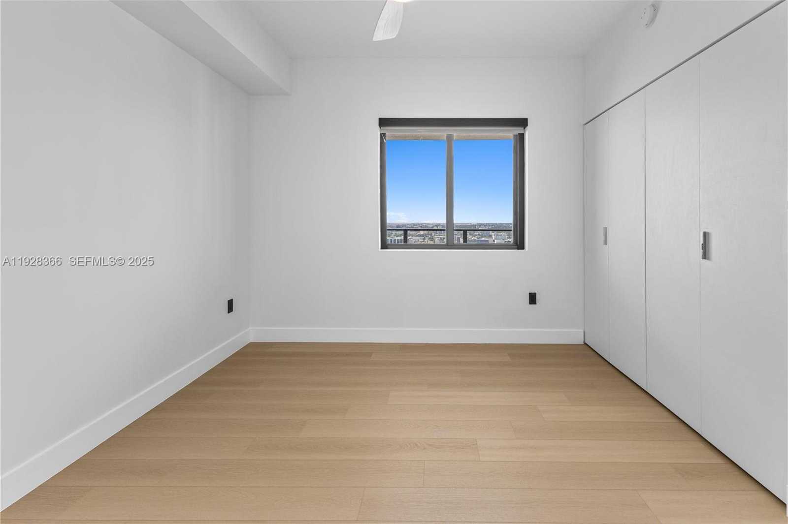 Small Image of 700 NORTH EAST 24 ST #2905, Miami Number 18