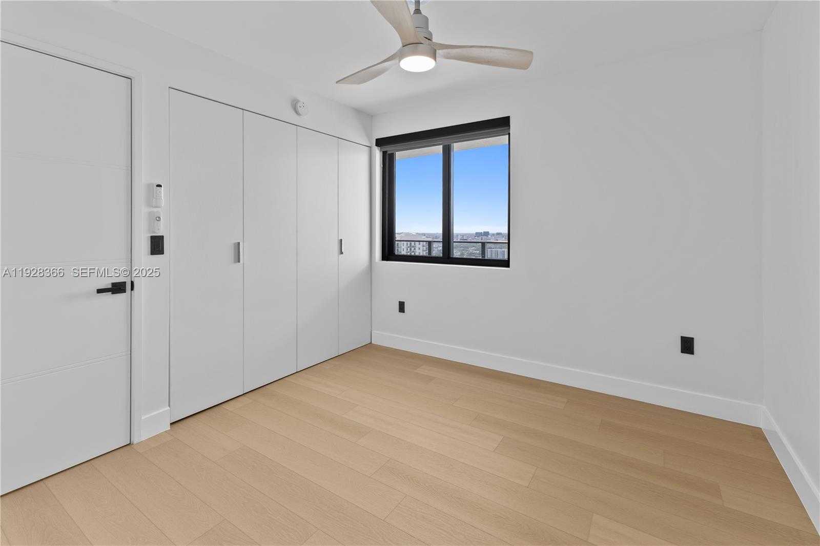 Small Image of 700 NORTH EAST 24 ST #2905, Miami Number 22