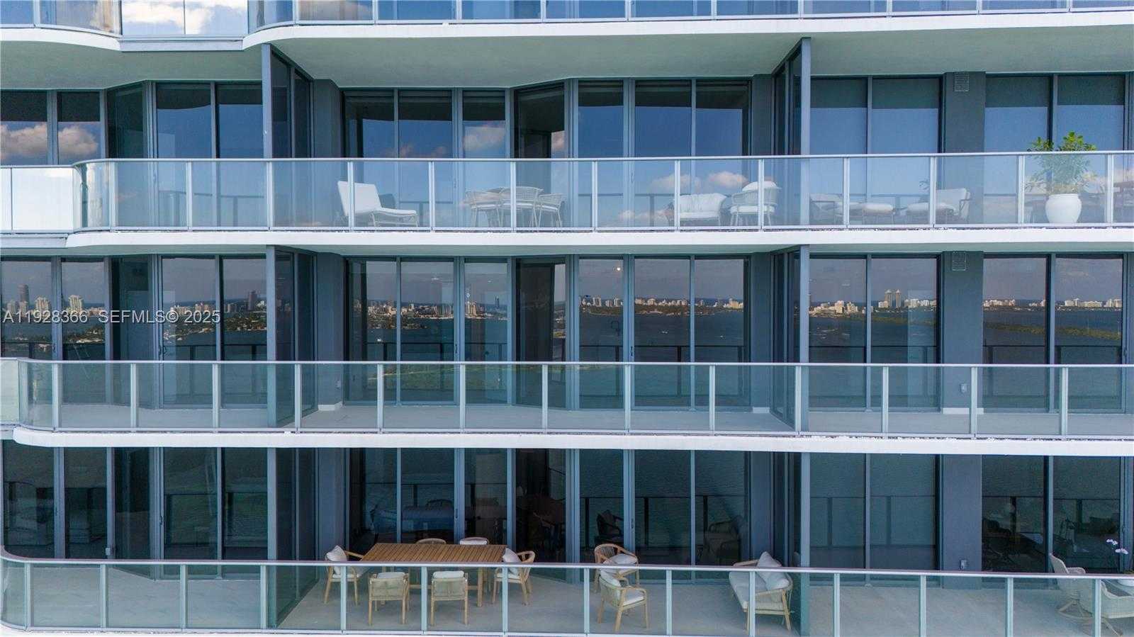 Small Image of 700 NORTH EAST 24 ST #2905, Miami Number 29