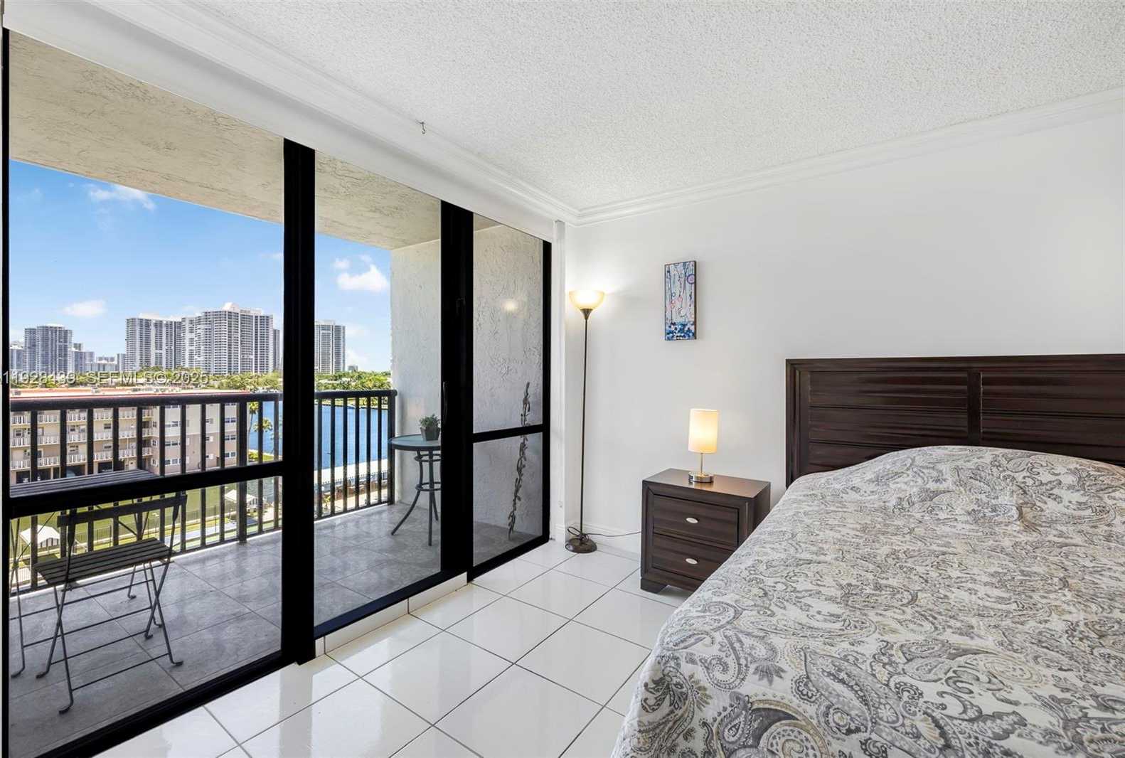 Small Image of 2017 SOUTH OCEAN DR #606, Hallandale Beach Number 26