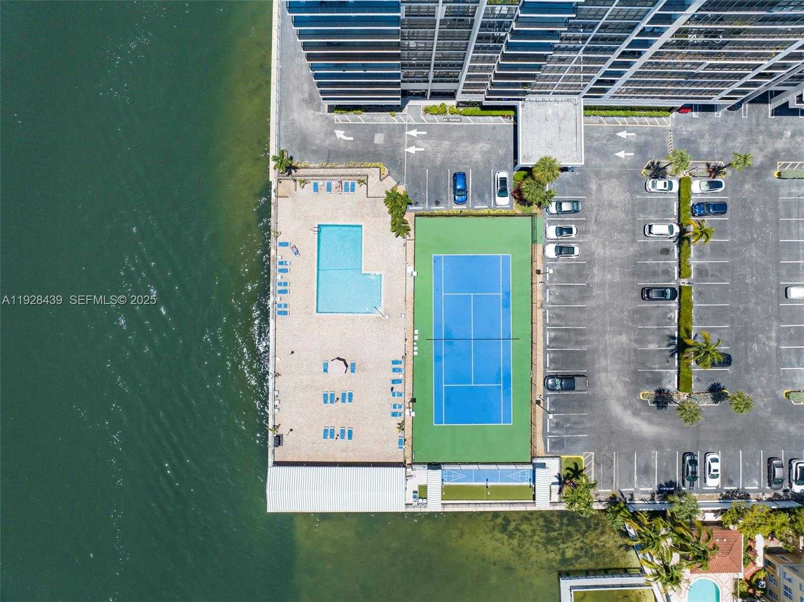 Small Image of 2017 SOUTH OCEAN DR #606, Hallandale Beach Number 35