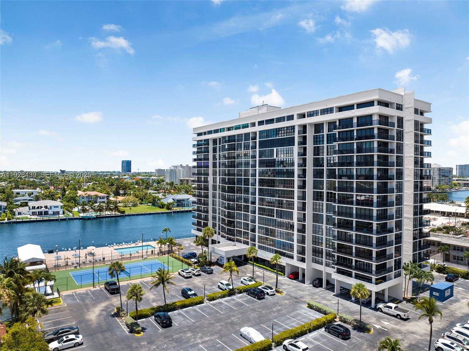 Small Image of 2017 SOUTH OCEAN DR #606, Hallandale Beach Number 36